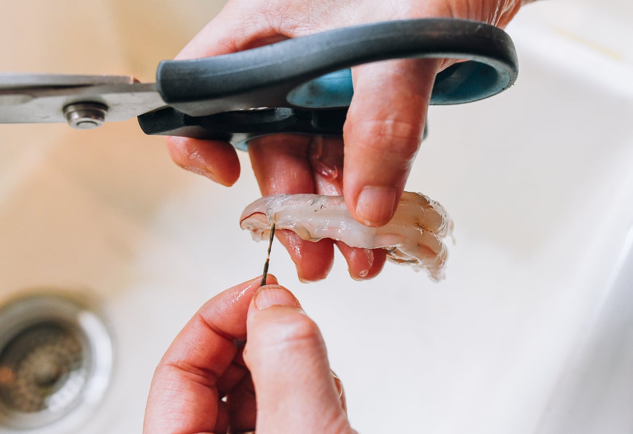 deveining shrimp