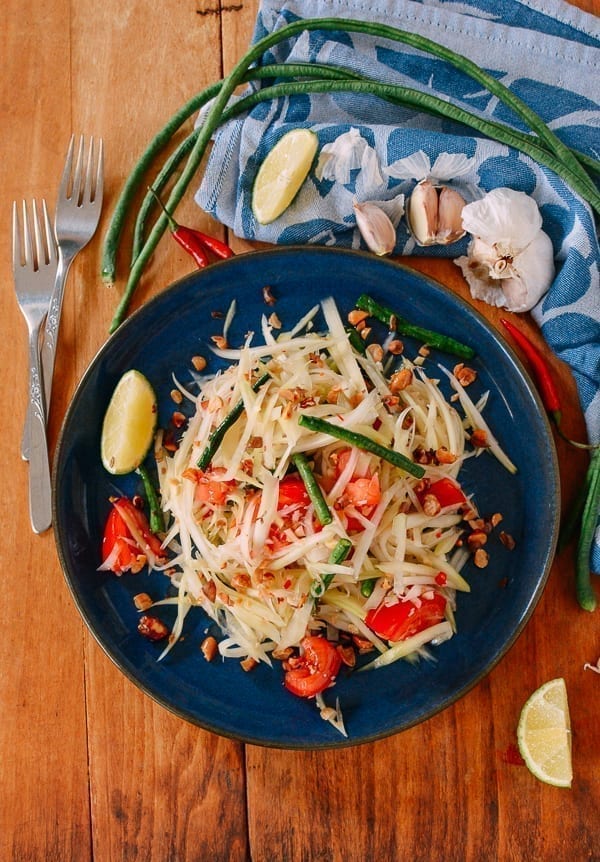 Thai Green Papaya Salad, thewoksoflife.com