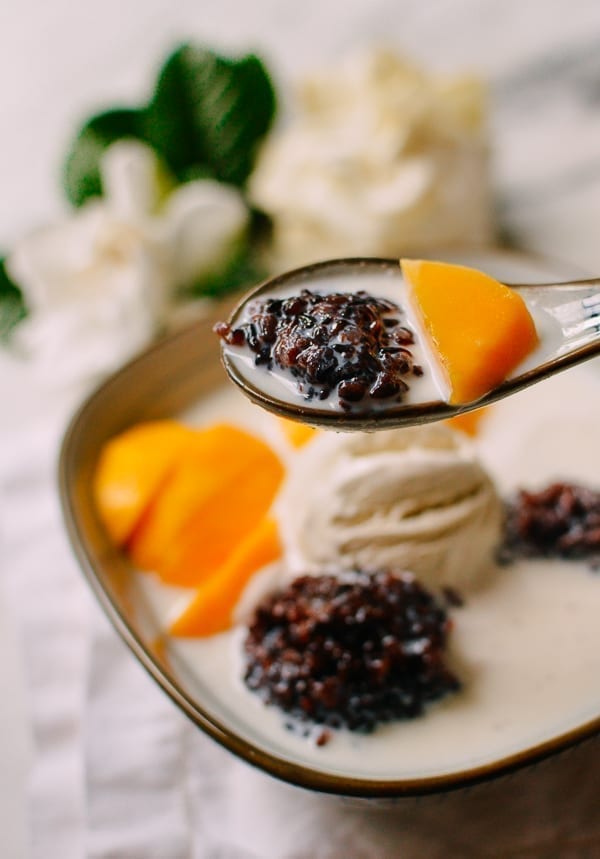 Mango Black Sticky Rice Dessert, thewoksoflife.com