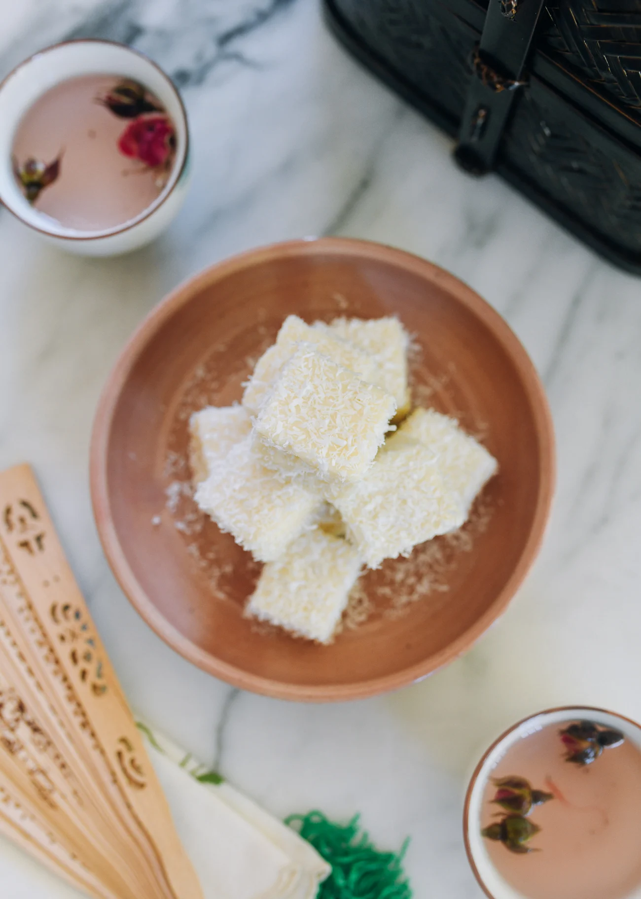 Cantonese milk pudding with coconut