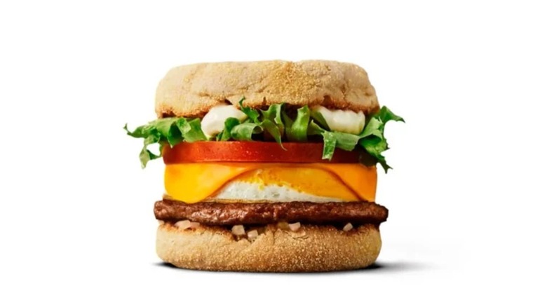mcmuffin with lettuce