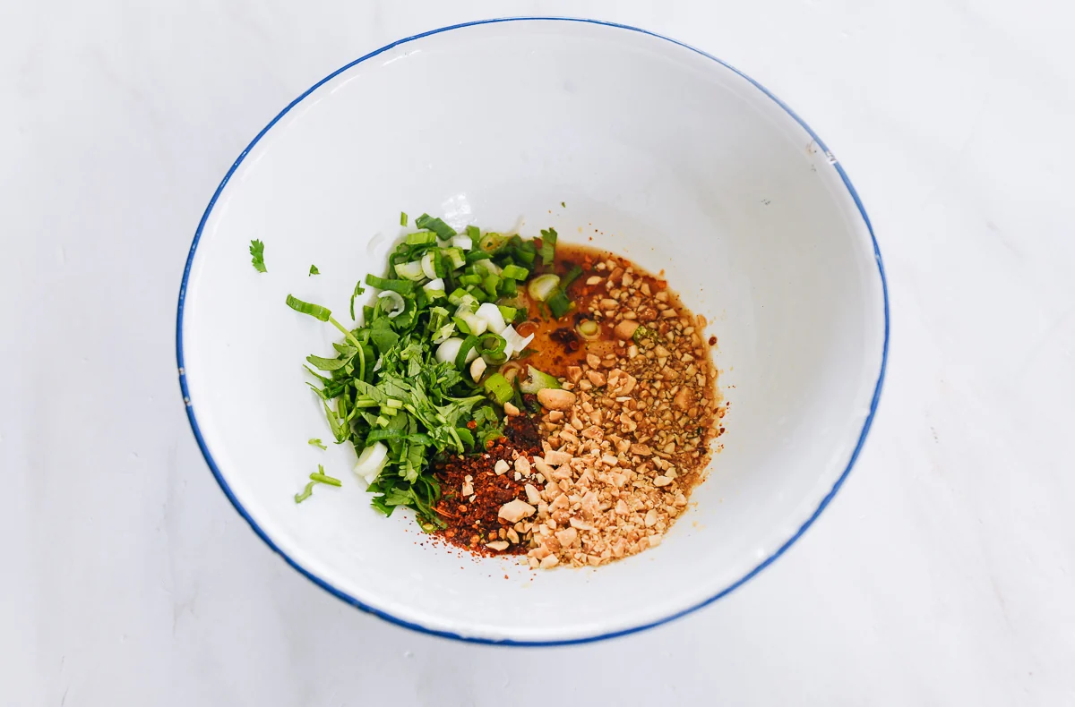 tom yum noodle soup base ingredients